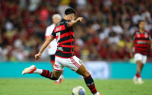 Gol de Luiz Araújo é eleito o melhor da 2ª rodada do Brasileirão