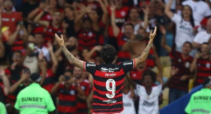 Torcida do Flamengo esgota ingressos para estreia no Brasileirão contra o Atlético-GO