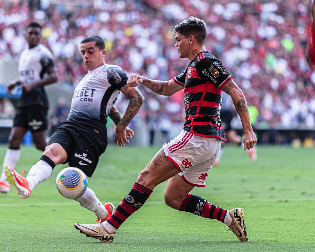 Brasileirão: saiba como comprar ingresso para jogo do Flamengo contra o Corinthians