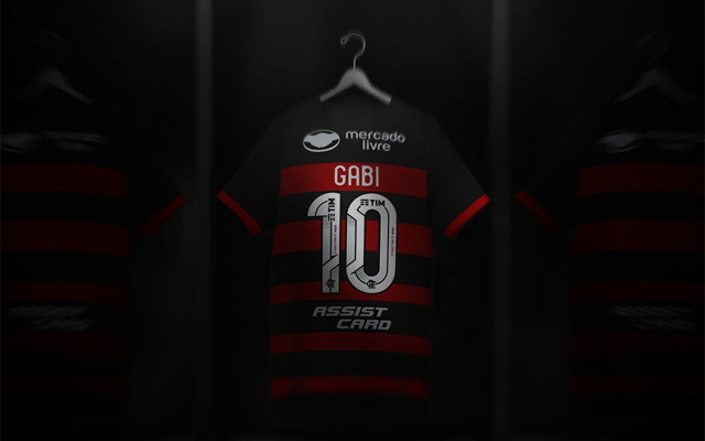 Camisa 10 do Flamengo com Gabigol