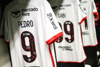 Camisas do Flamengo de Pedro e Gabigol