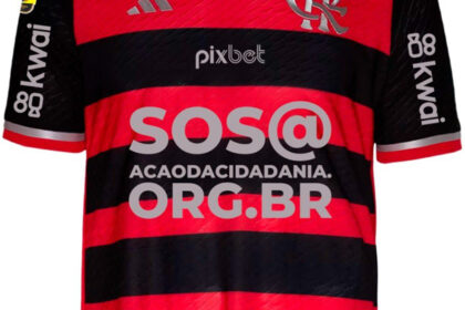 PIX na camisa do Flamengo