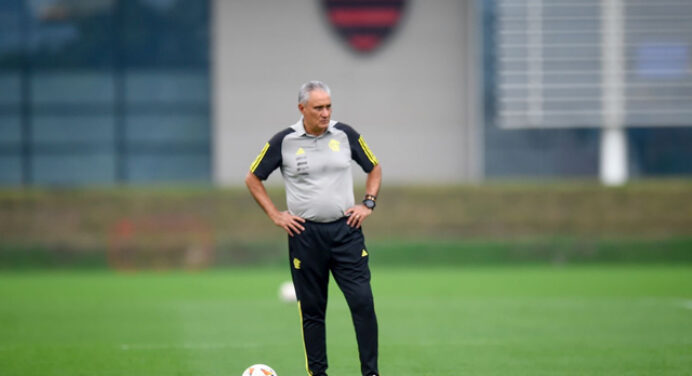 Comentarista diz que Flamengo terá tempos difíceis: “Vai sofrer tecnicamente”
