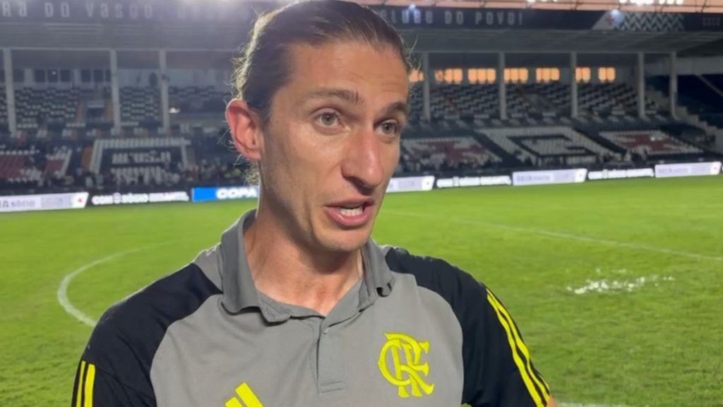 Filipe Luís convoca torcida do Flamengo para jogo contra o Corinthians, na Copa do Brasil; assista ao vídeo