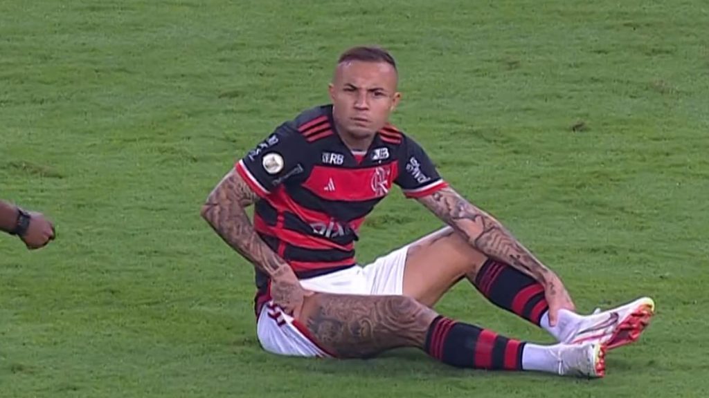 Everton Cebolinha sente dores musculares e pode virar mais um desfalque do Flamengo no Brasileirão