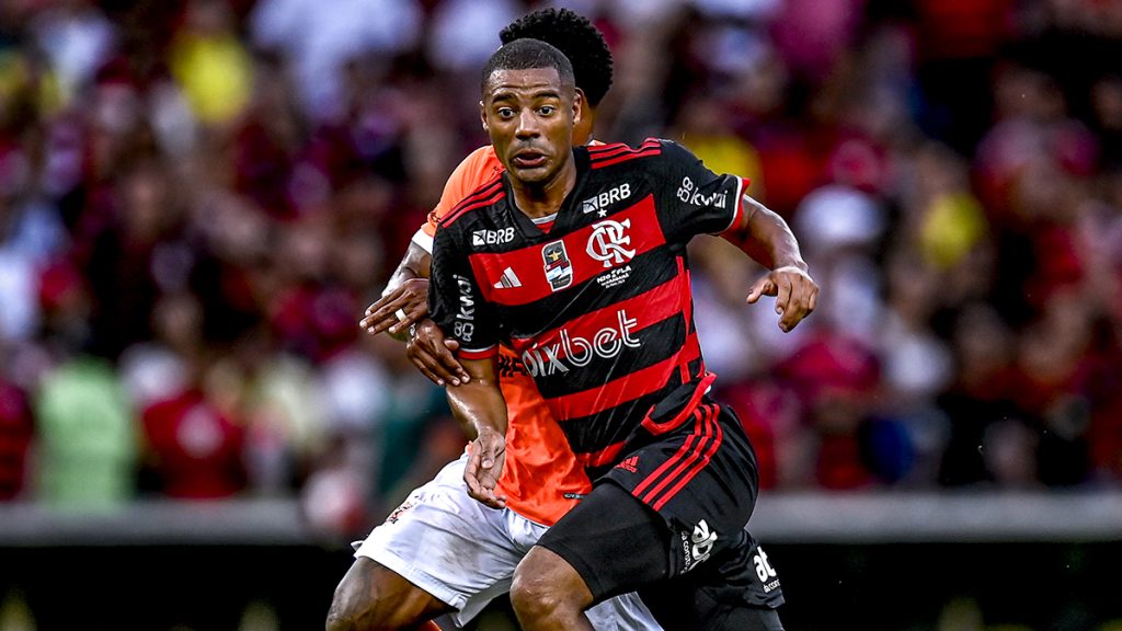 Titular absoluto está fora do jogo do Flamengo hoje, contra o Palmeiras