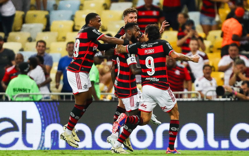 Flamengo define estratégia para jogo com Fluminense pelo Brasileirão