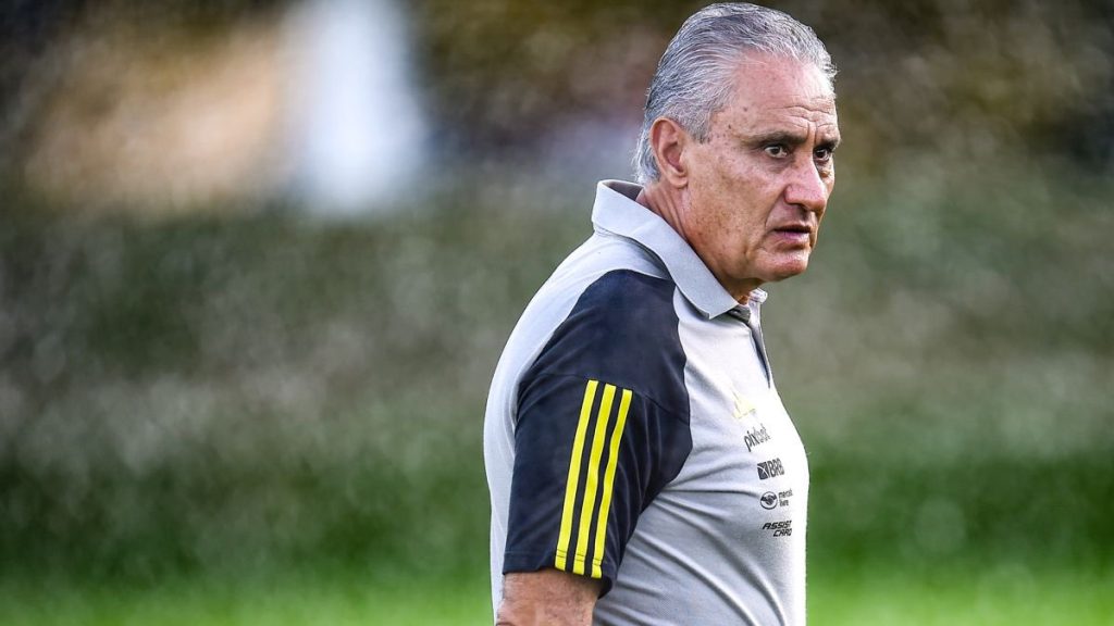 Nada de folga! Tite comanda treino do Flamengo nesta sexta após derrota para o Fortaleza