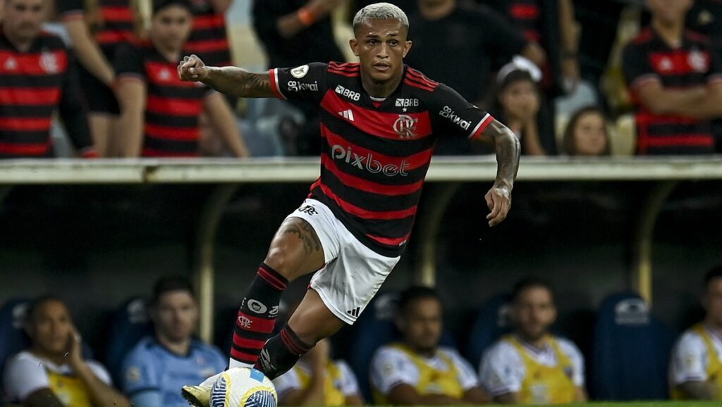 Wesley aceita proposta da Atalanta e vive últimos dias no Flamengo