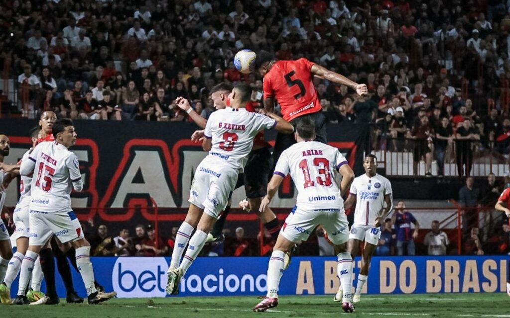 Brasileirão: Atlético-GO empata com o Bahia antes de enfrentar o Flamengo