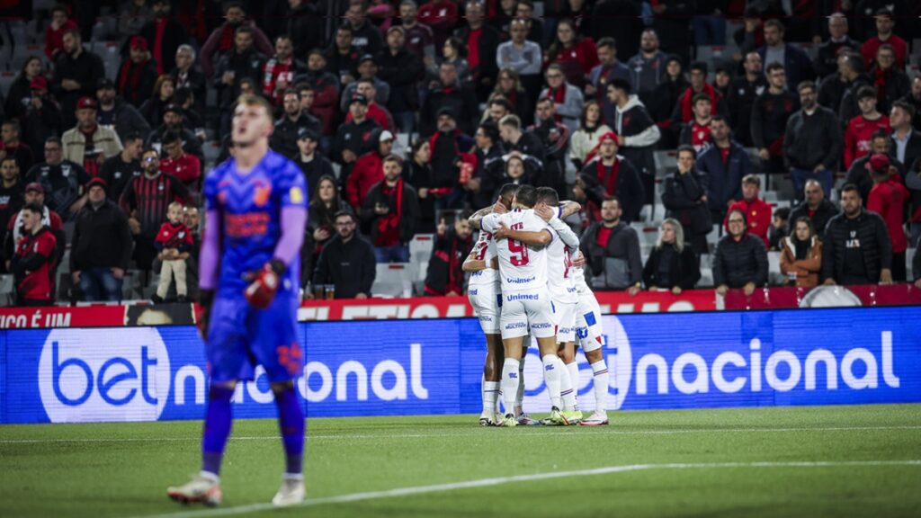 Bahia vence Athletico-PR e encosta no Flamengo; veja a classificação atualizada do Brasileirão 2024