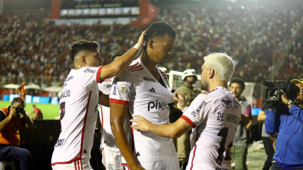 Jogo do Flamengo contra o Vitória registra 2ª maior renda da história do Barradão