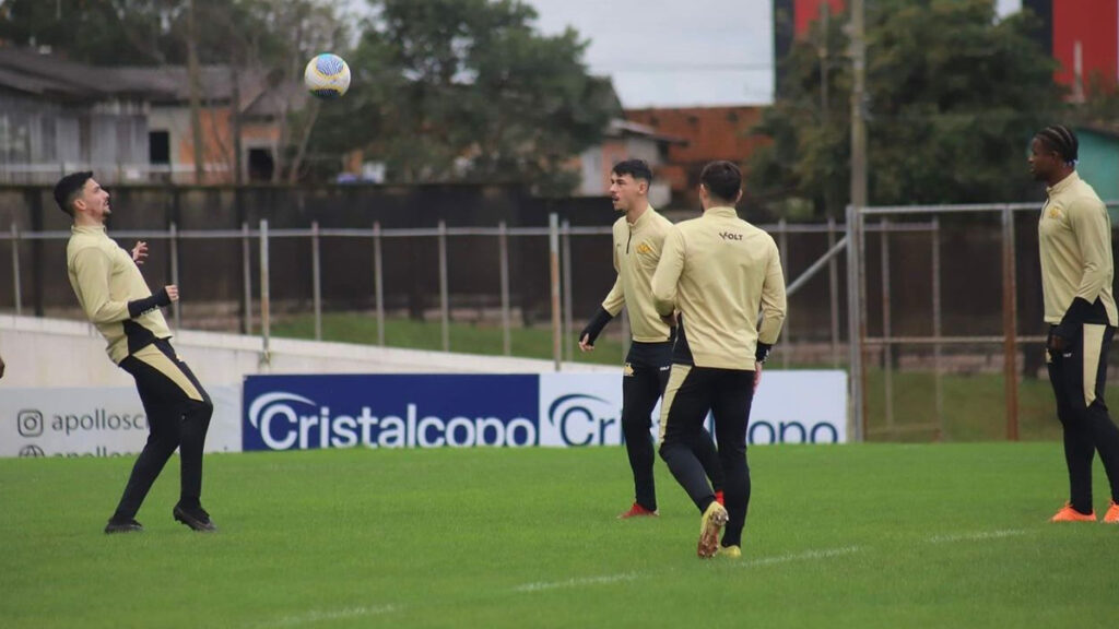 Preparação especial: Criciúma usa CTs de Corinthians e Palmeiras antes de jogo contra o Flamengo