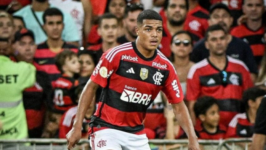 Jogador do Flamengo, Igor Jesus está próximo de ser vendido a time português; veja valores