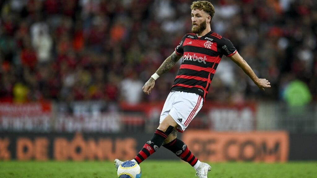 Léo Pereira será homenageado antes de jogo do Flamengo, no Maracanã