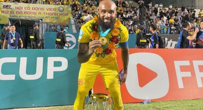 EXCLUSIVO | Campeão da Copa do Brasil com o Fla, Luiz Antônio manda recado para Evertton Araújo e dá receita para o penta