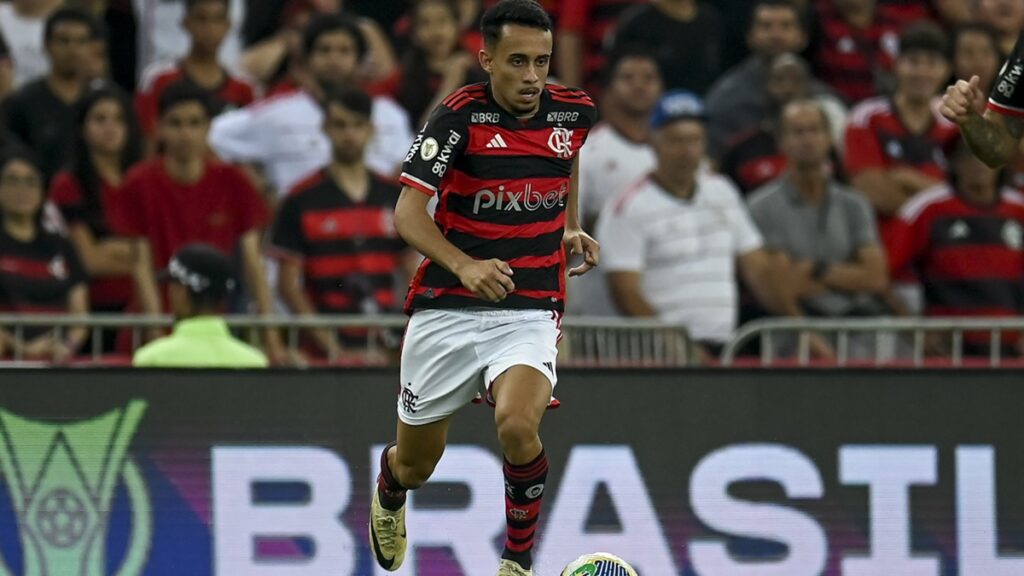 Tite rasga elogios a Matheus Gonçalves após jogo do Flamengo e exalta “trabalho sério” do meia