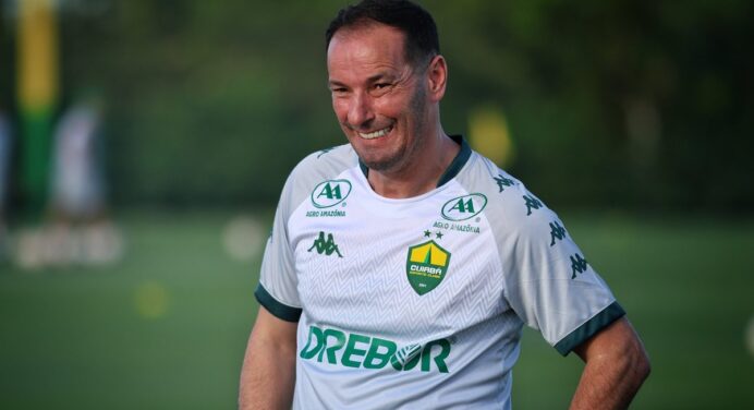 Treinador do Cuiabá revela estratégia adotada para segurar Flamengo