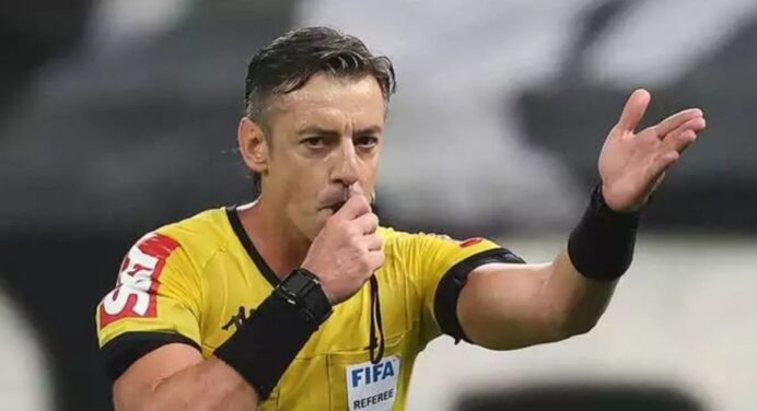 Flamengo x Fluminense: árbitro do clássico traz lembranças ruins para os rubro-negros em 2024