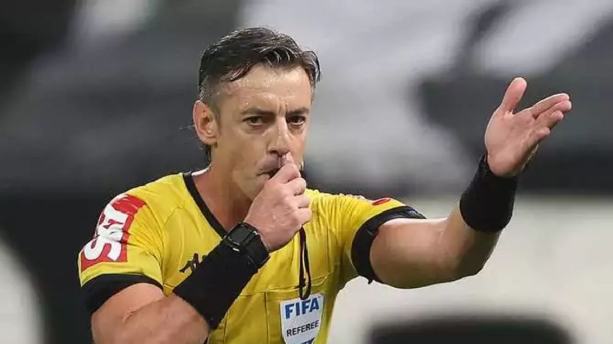 Raphael Claus em jogo do Flamengo