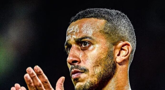 Ex-alvo do Flamengo, Thiago Alcântara decide se aposentar do futebol