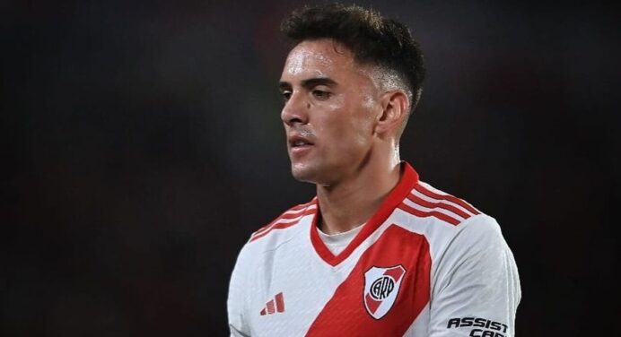 Flamengo sonda lateral River Plate para substituir Matías Viña
