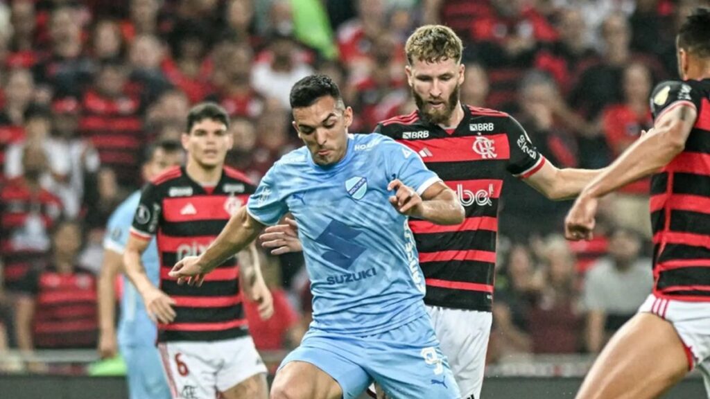 Atacante do Bolívar cutuca adversário e elogia Flamengo antes de jogo pela Libertadores