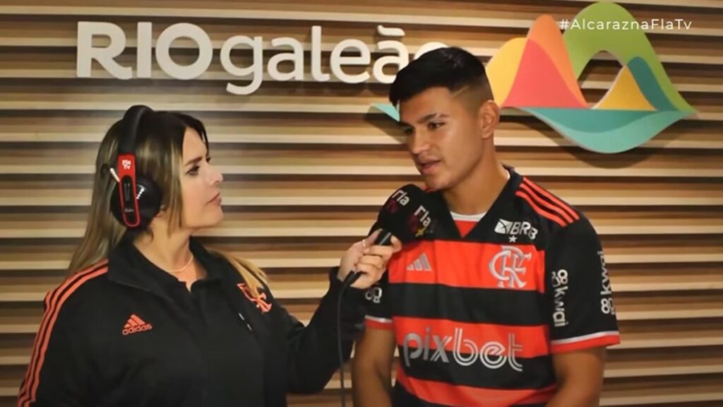 Apto contra o Corinthians? Alcaraz atualiza questão física para jogos do Flamengo