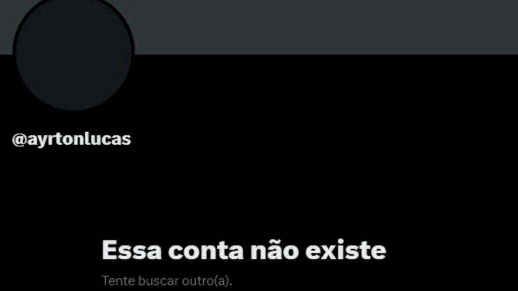 Ayrton Lucas, do Flamengo, desativa conta em rede social depois de críticas em derrota na Libertadores