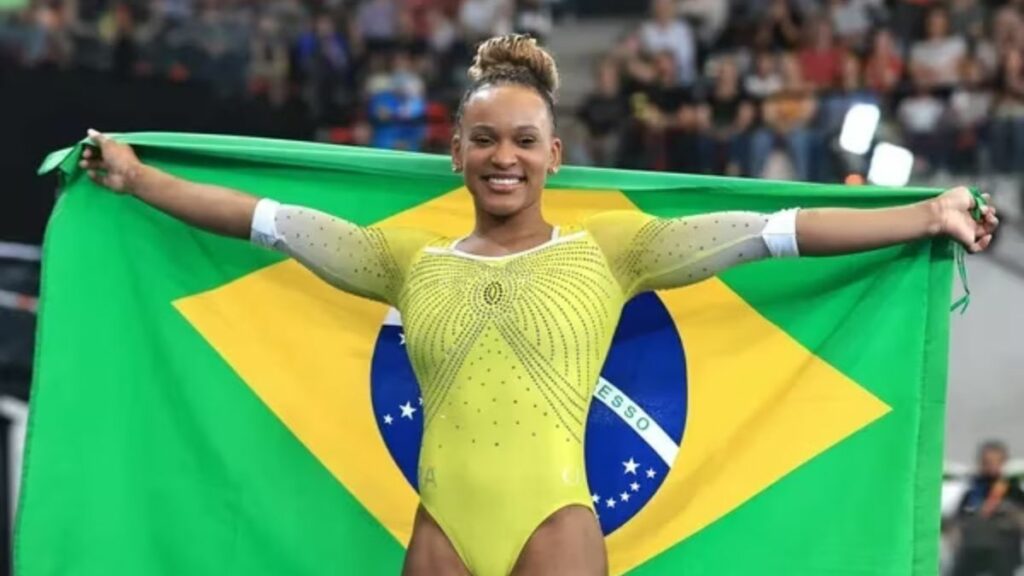 É PRATA! Atleta do Flamengo, Rebeca Andrade conquista 2ª medalha nas Olimpíadas Paris 2024