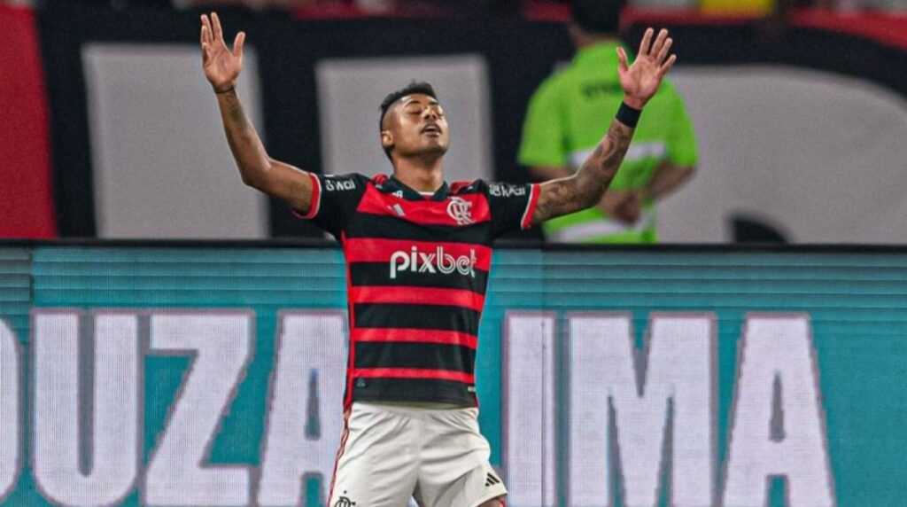 Bruno Henrique admite dificuldade em substituir Pedro no Flamengo, mas prevê adaptação