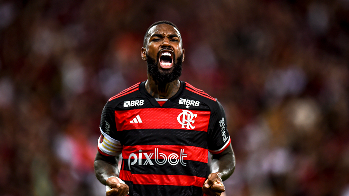 Gerson em ação pelo Flamengo em 2024