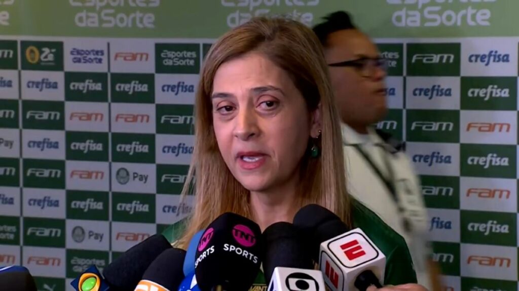 Só pode ser piada! Presidente do Palmeiras critica arbitragem de jogo do Flamengo: “Obsceno”