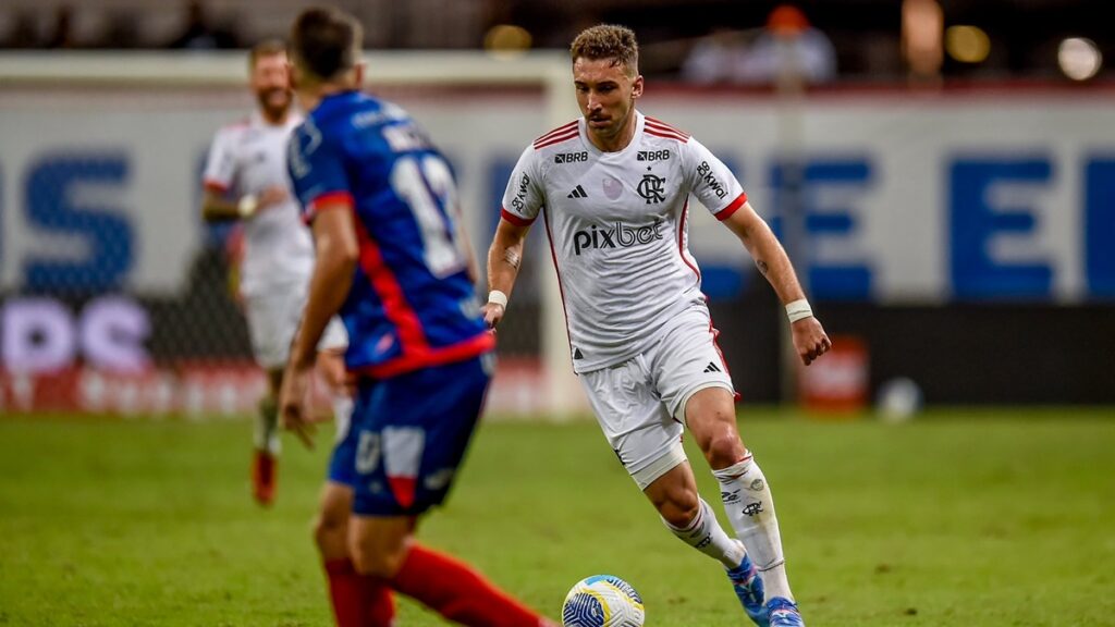 Léo Ortiz manda recado para torcida do Flamengo após vitória contra o Bahia