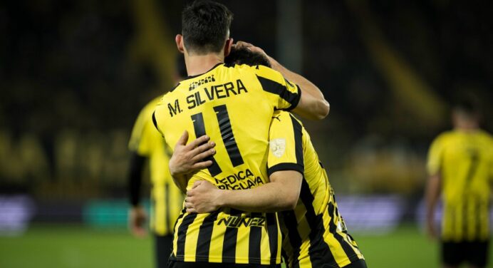 Possível adversário do Flamengo: Peñarol atropela The Strongest e coloca um pé nas quartas da Libertadores