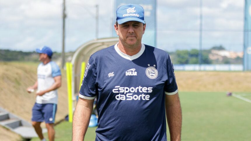 Rogério Ceni durante treino do Bahia