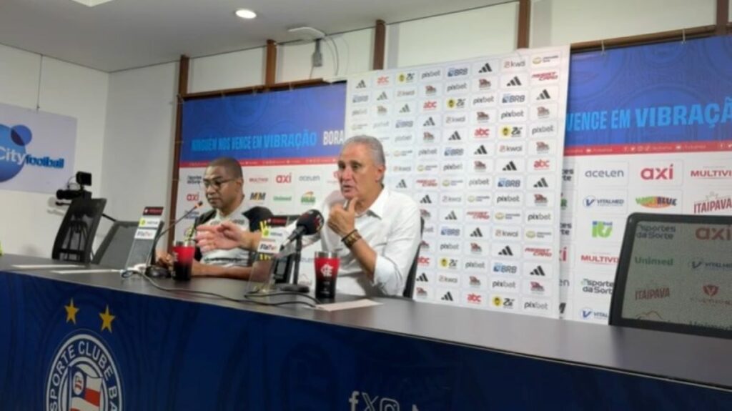 “Não foi nada”: Tite critica marcação de falta de Michael em jogo do Flamengo contra o Bahia