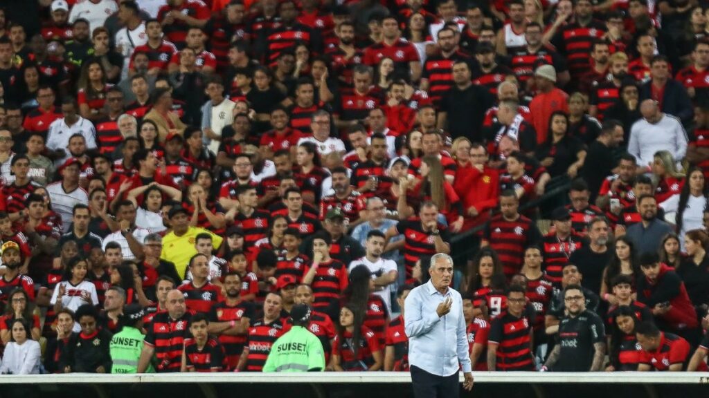 Conmebol pune Flamengo por atitude da torcida contra o Bolívar