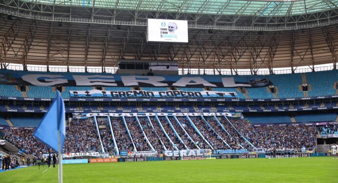 Flamengo inicia venda de ingressos para jogo contra o Grêmio nesta quinta; veja valores e horários