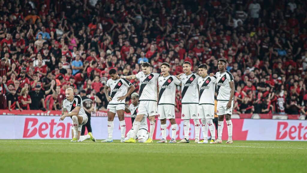 Escalação do Vasco: técnico tem 2 dúvidas para jogo com Flamengo, pelo Brasileirão