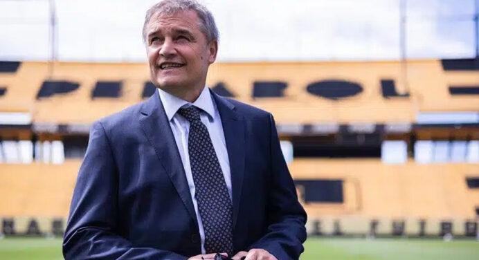 Técnico do Peñarol se rende ao Flamengo antes de jogo na Libertadores: “Tem tudo para passar”