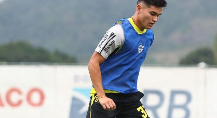 Escalação: Tite pode poupar titulares em jogo do Flamengo contra o Athletico-PR