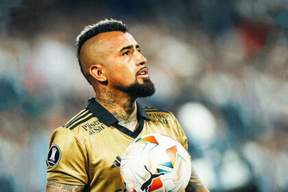 Vidal foi campeão da Libertadores e Copa do Brasil pelo Flamengo