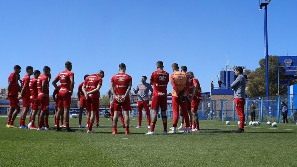 Escalação do Athletico-PR: Lucho González projeta time titular para jogo com Flamengo