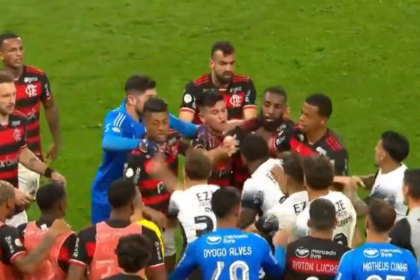 Confusão no jogo entre Corinthians e Flamengo