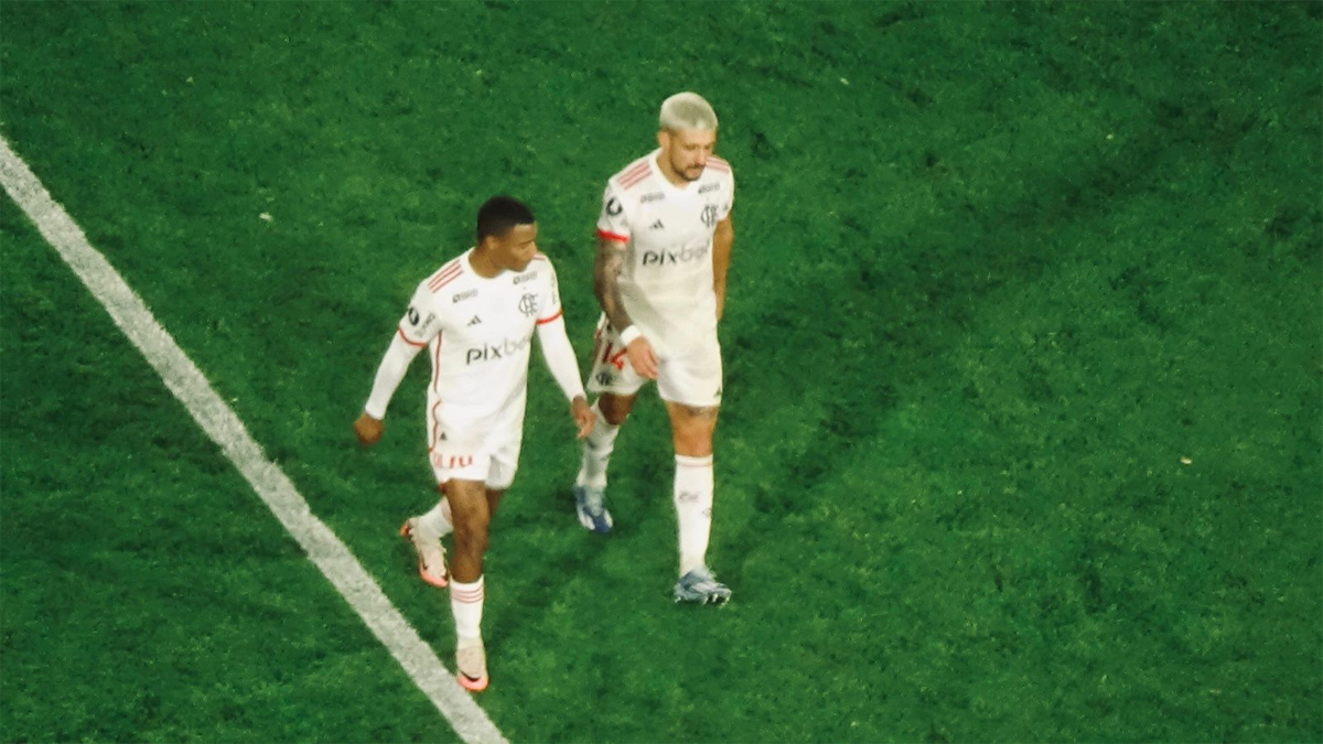 De La Cruz e Arrascaeta pelo Flamengo na Libertadores