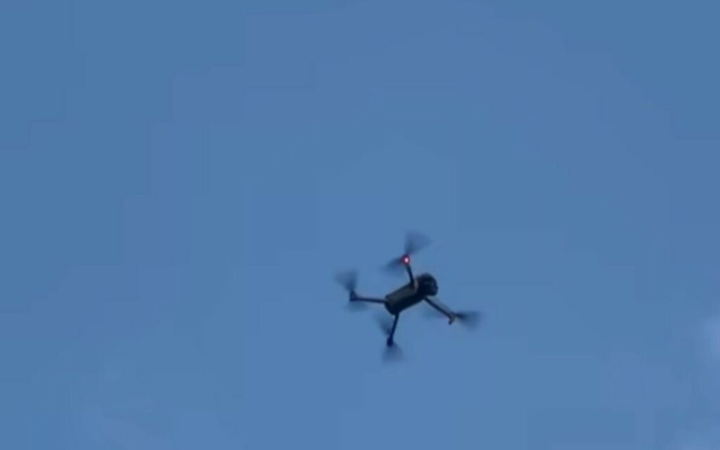 Braz filma drone em treino do Flamengo e faz publicação enigmática