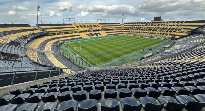 Provocação? Peñarol prepara ‘surpresa’ para jogo do Flamengo hoje na Libertadores