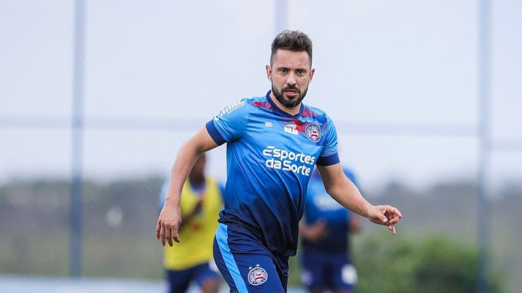 Treino coletivo e bola parada: Bahia encerra semana de preparação antes de jogo contra o Flamengo