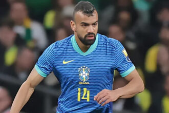 Fabrício Bruno em ação pela Seleção Brasileira